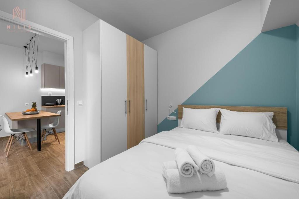 Big Apple Aprts, Nilie Hospitality Mgmt Apartment Thessaloníki Ngoại thất bức ảnh