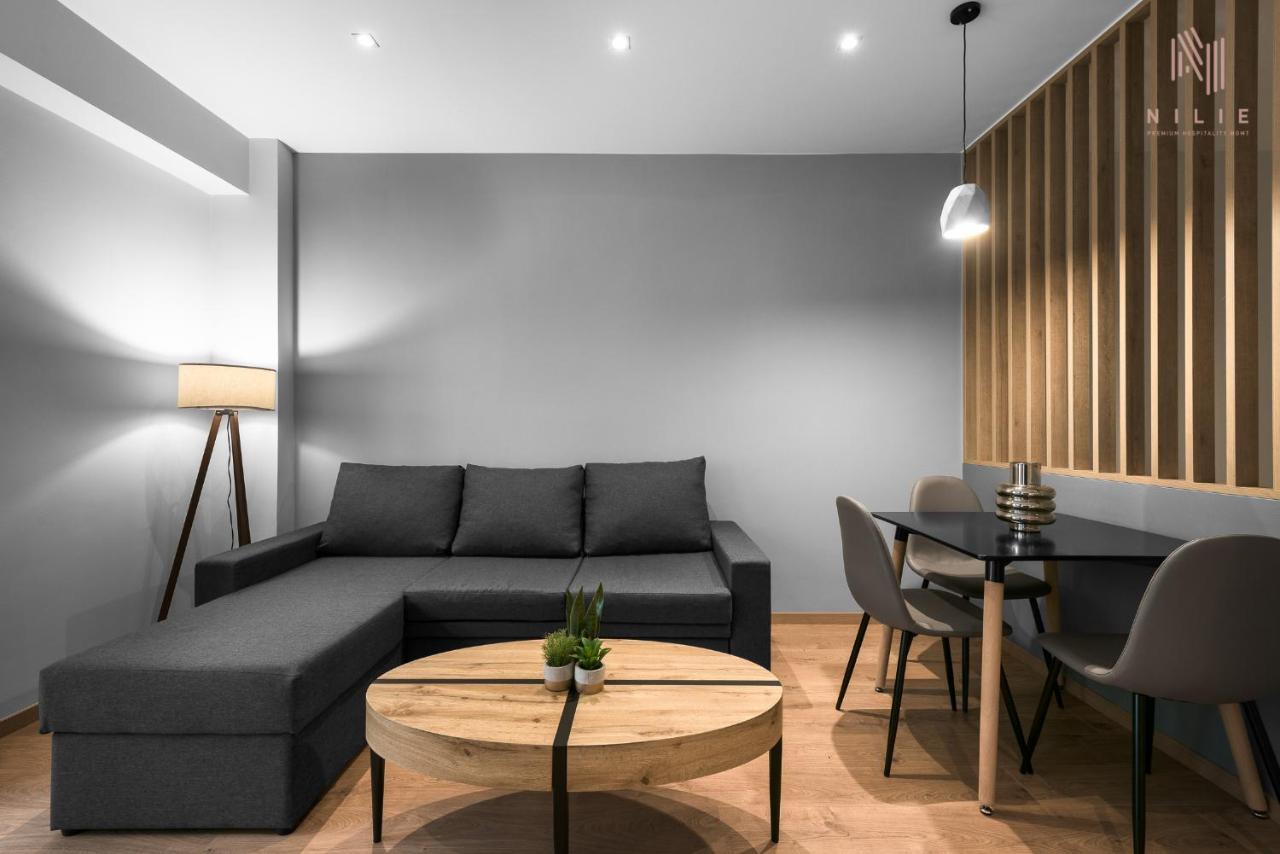 Big Apple Aprts, Nilie Hospitality Mgmt Apartment Thessaloníki Ngoại thất bức ảnh