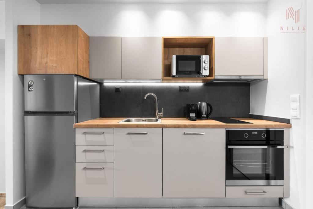 Big Apple Aprts, Nilie Hospitality Mgmt Apartment Thessaloníki Ngoại thất bức ảnh