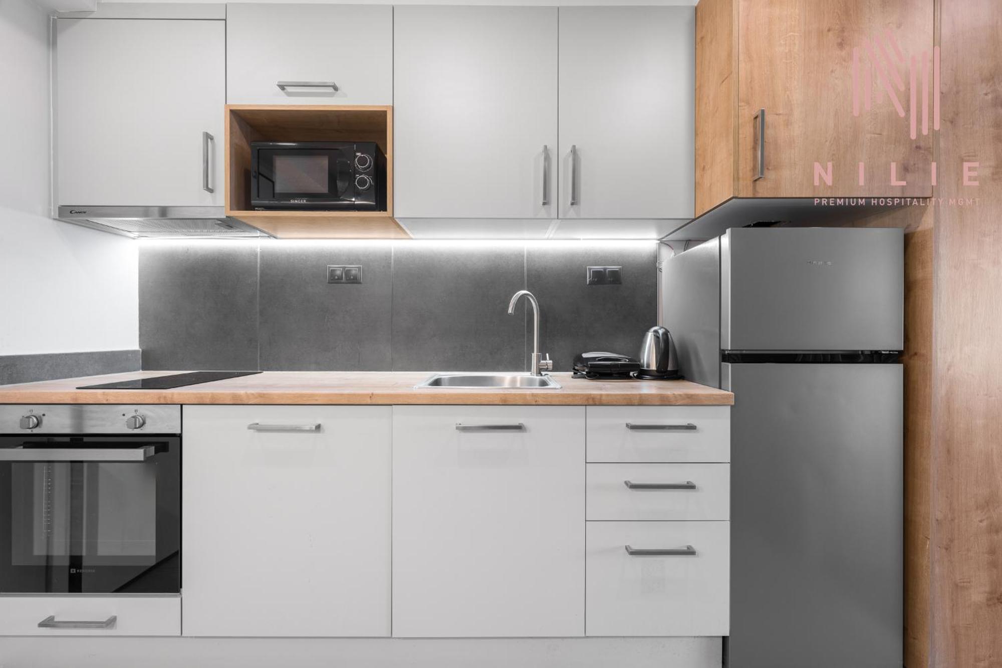 Big Apple Aprts, Nilie Hospitality Mgmt Apartment Thessaloníki Ngoại thất bức ảnh
