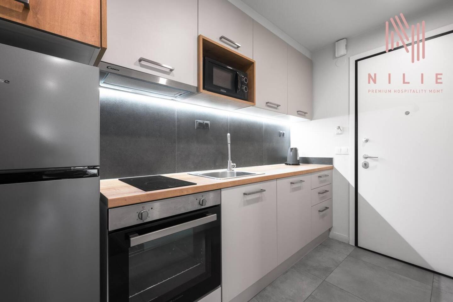 Big Apple Aprts, Nilie Hospitality Mgmt Apartment Thessaloníki Ngoại thất bức ảnh
